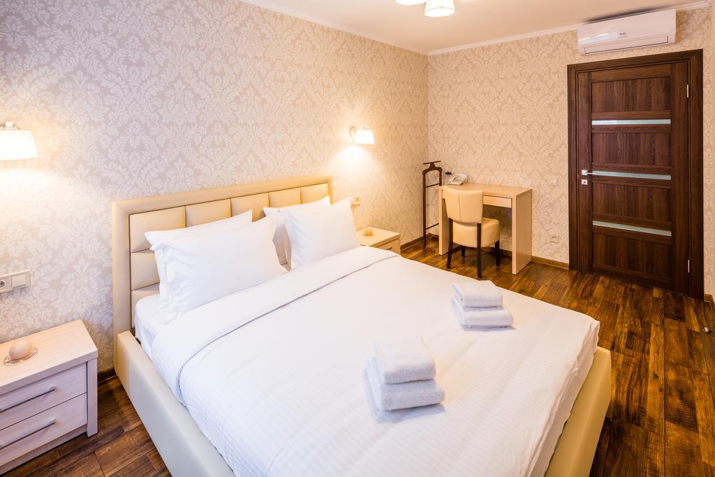 Ok Apartments Lviv Eksteriør billede